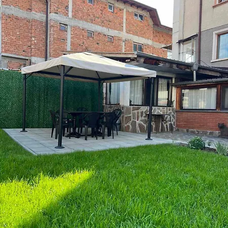 за гости валеьови 3* Банско