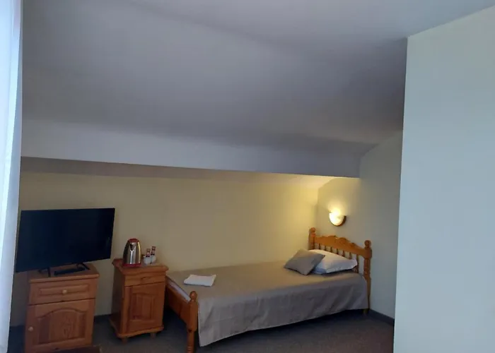 за гости валеьови 招待所 班斯科