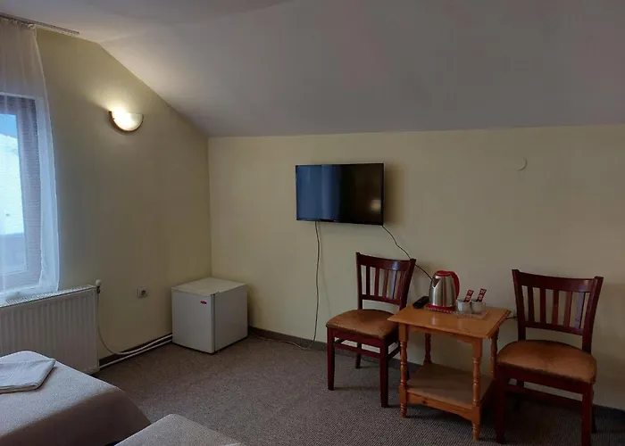 за гости валеьови 招待所 3*